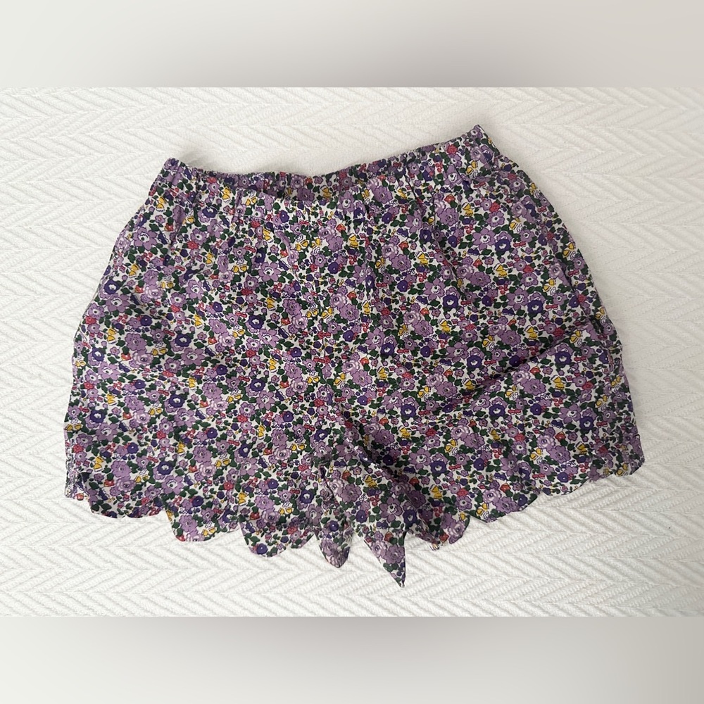Grace & James custom floral shorts size 4t